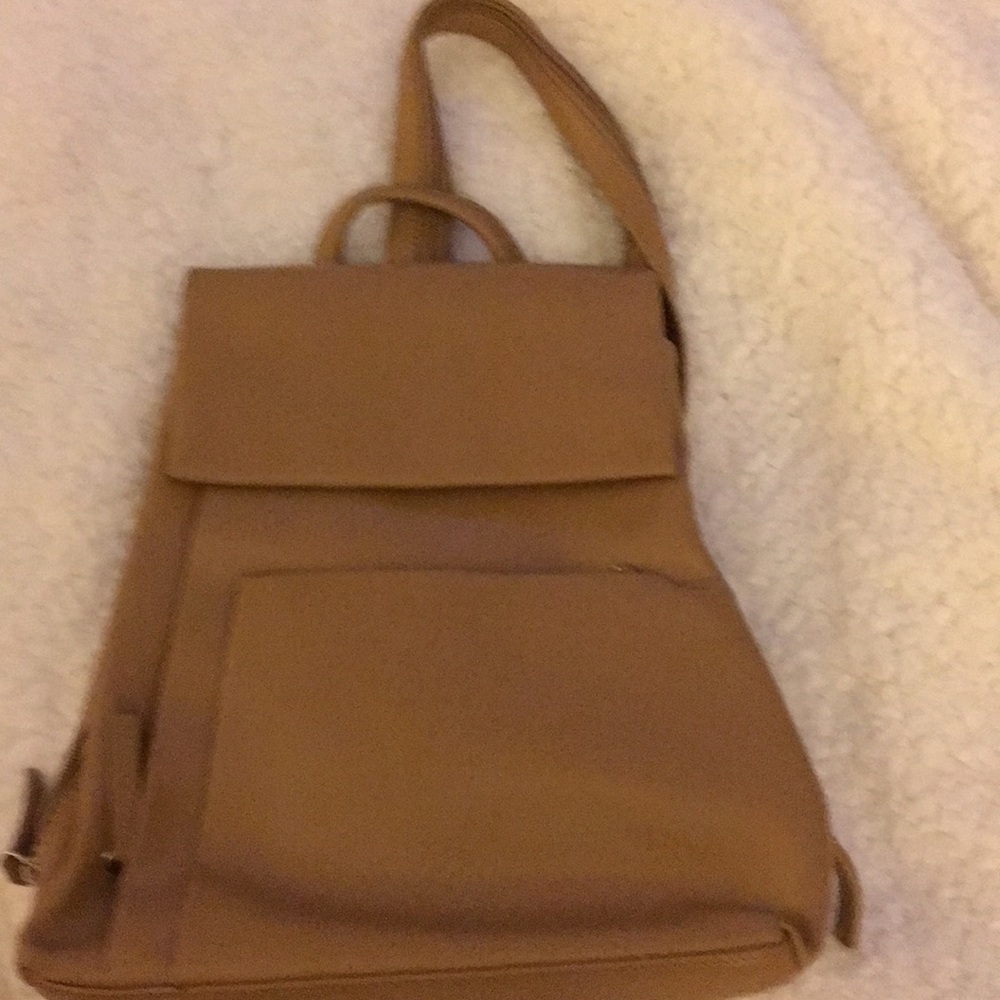 Perfect leather travel bag